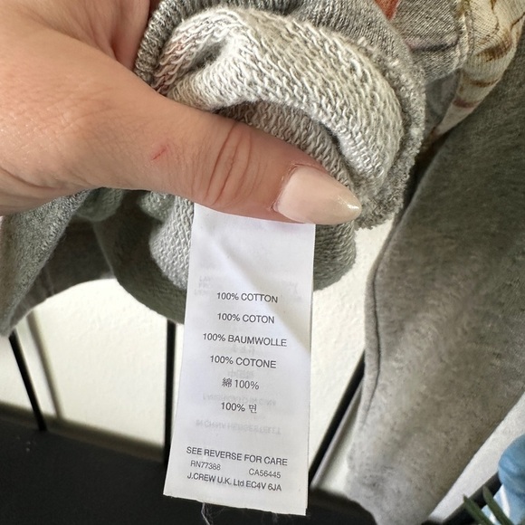 J. Crew grey floral graphic pullover fleece long sleeve sweatshirt shirt top - Picture 4 of 5